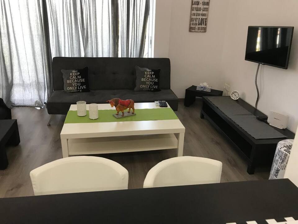 Paphos Papadavid Apartments מראה חיצוני תמונה