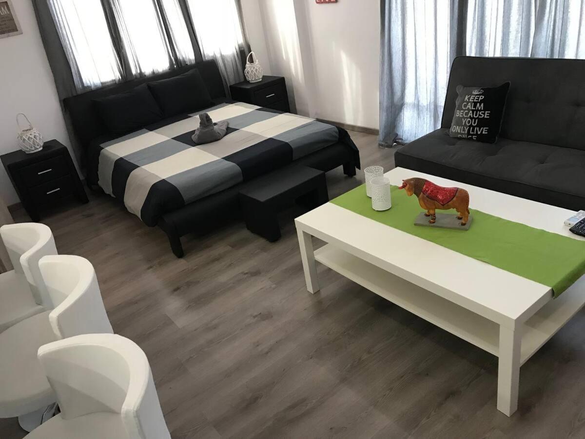 Paphos Papadavid Apartments מראה חיצוני תמונה