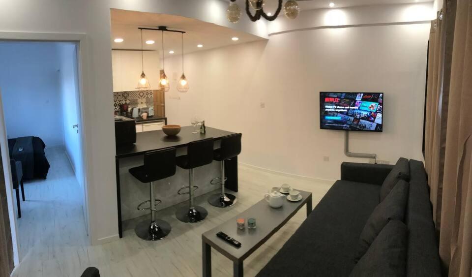Paphos Papadavid Apartments מראה חיצוני תמונה